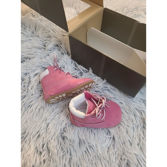 Timberland crib boots infant size 1 - pink with box - Picture 1 of 3